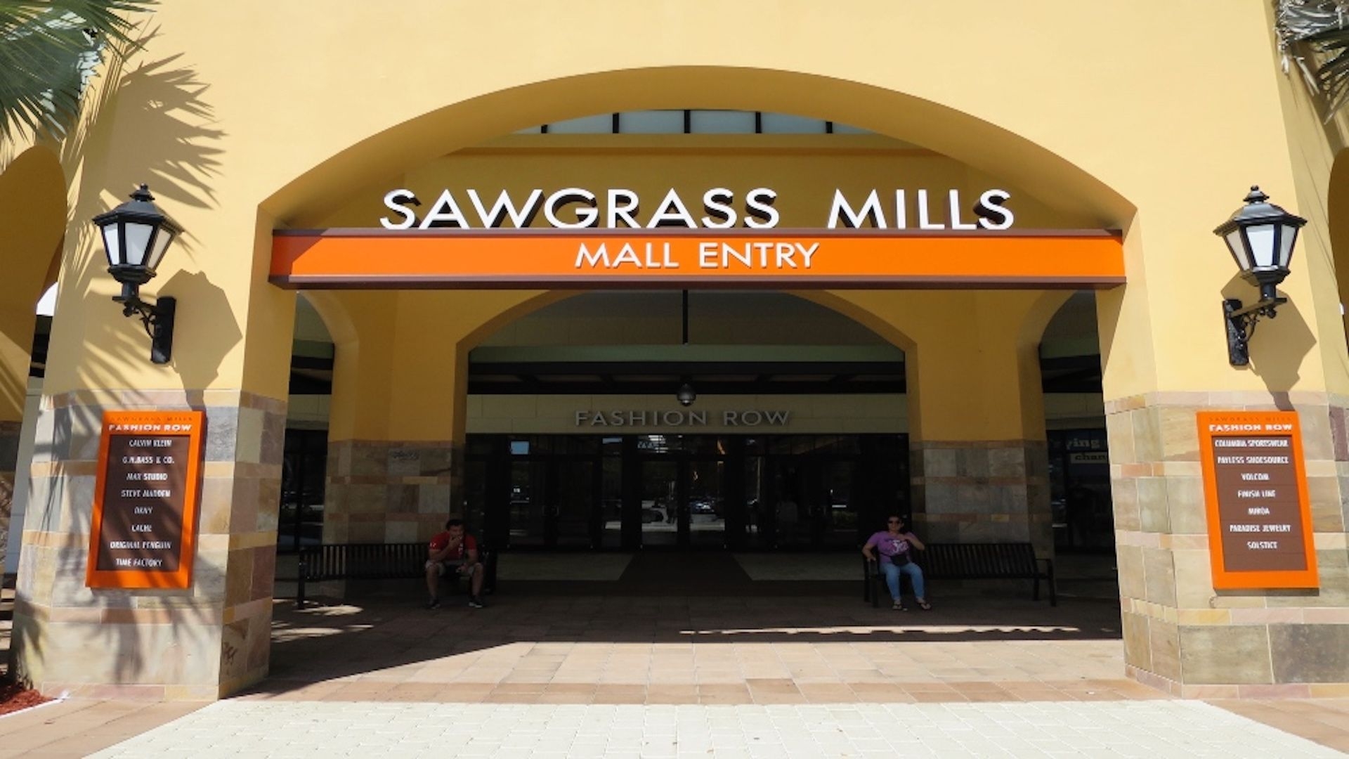 sawgrass mall hours