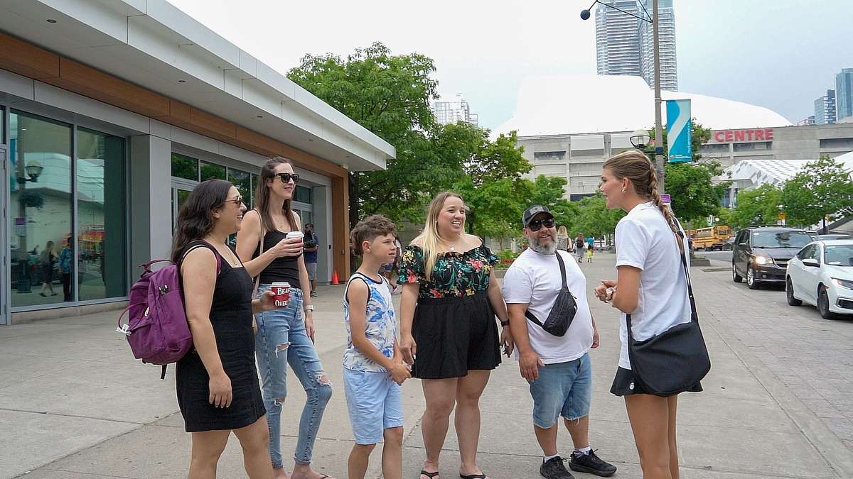 Best of Toronto Small Group Tour image 1