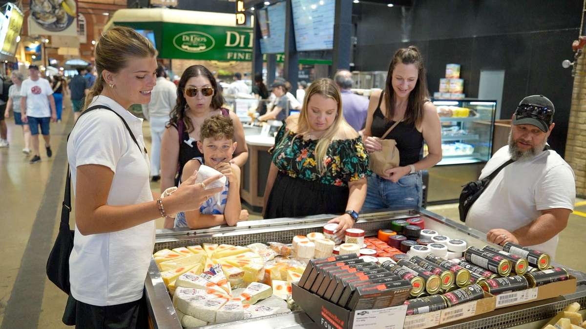 The Canuck Culinary Crawl image 1