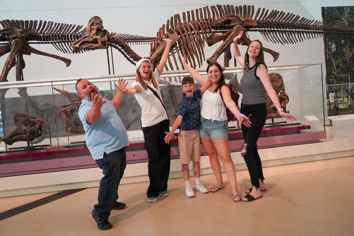 Royal Ontario Museum Revealed: A Guided Tour Through History image 1