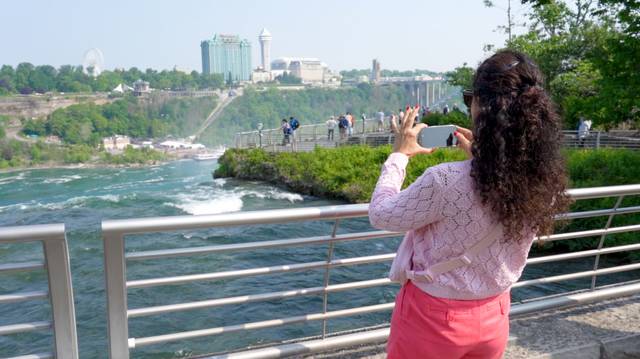 Niagara Falls USA Day and Night Combo Tour image 2
