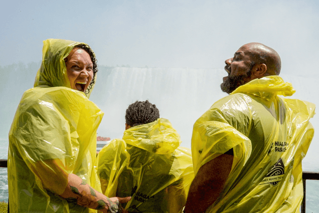 Niagara Falls, Canada Tour from Toronto image 3