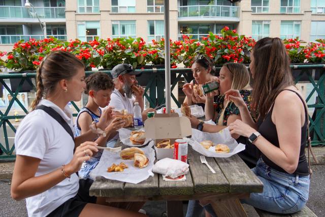 Best of Toronto Walking Tour image 5