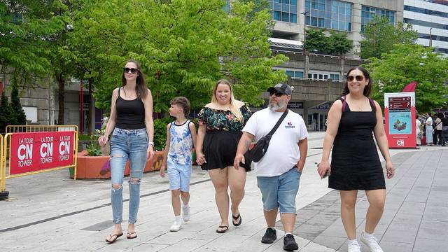 Best of Toronto Small Group Walking Tour with CN Tower image 5