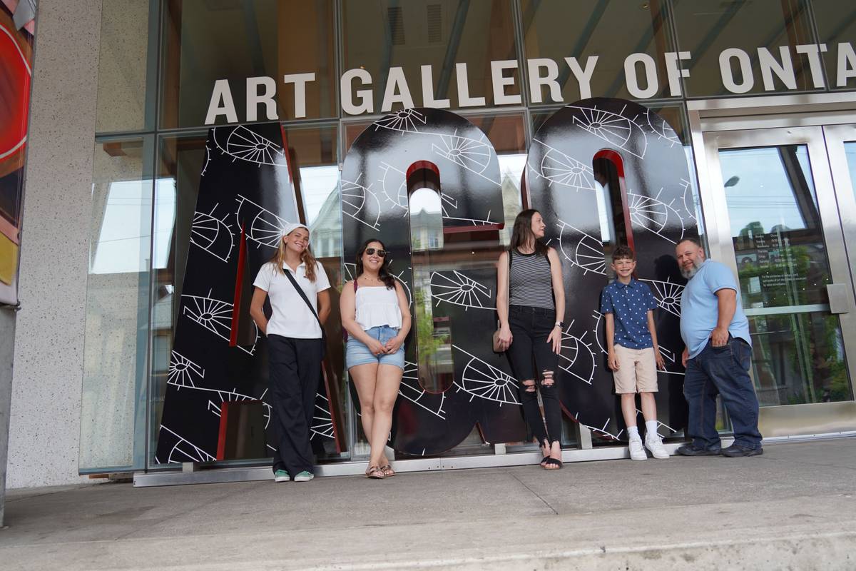 Masterpieces of the Art Gallery of Ontario: A Guided Tour Through Art image 4