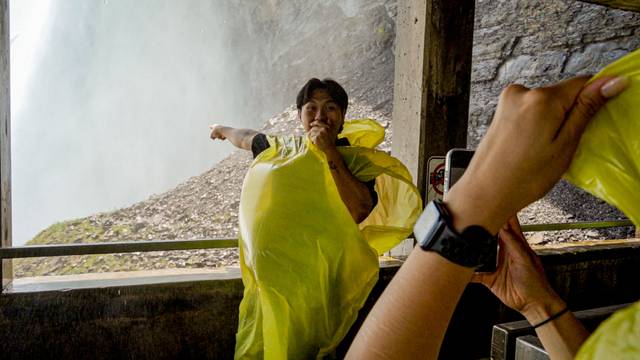 Best of Niagara Falls, Canada Small Group Walking Tour image 5