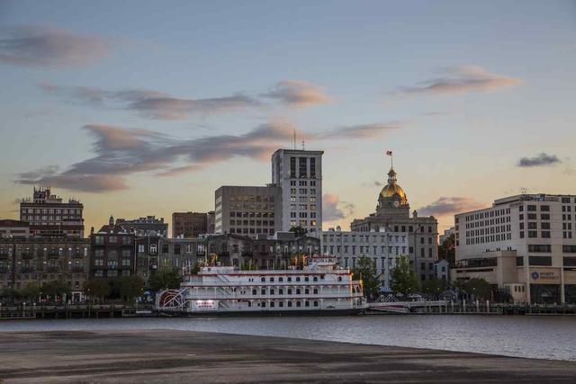 Visiting Savannah in July - See Sight Tours