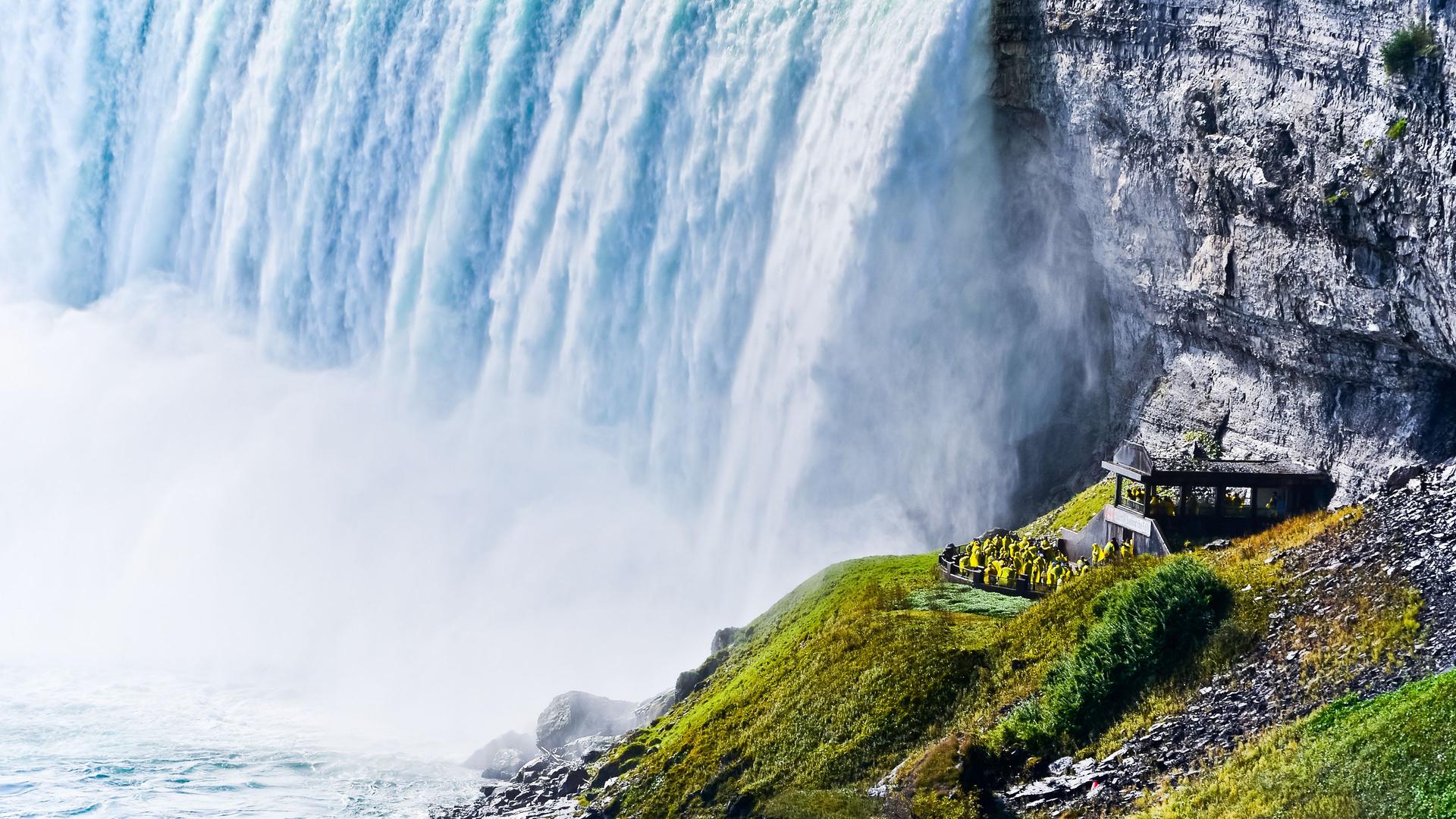 Journey Behind the Falls side