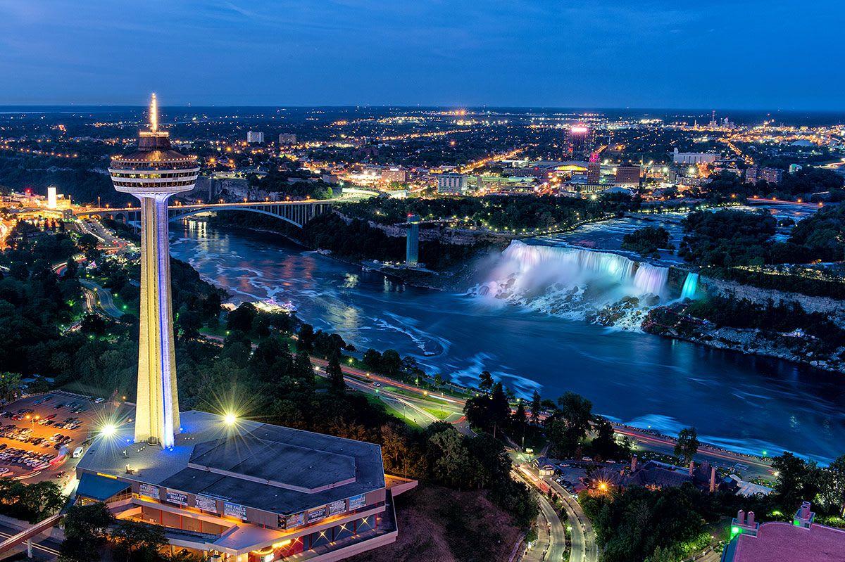 Niagara Falls Canada City Night Tour.jpg
