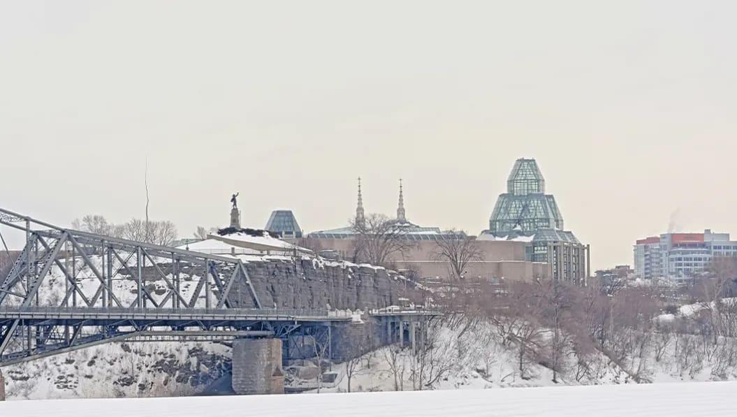 Nepean-Point-Ottawa1.jpg