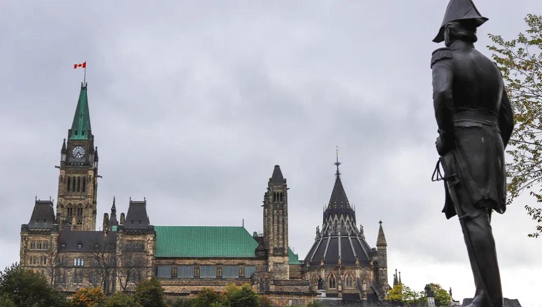 Nepean-Point-Ottawa.jpg