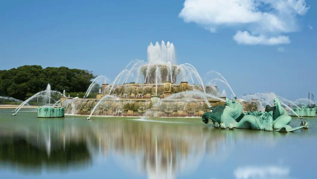 Buckingham-Fountain-.jpg