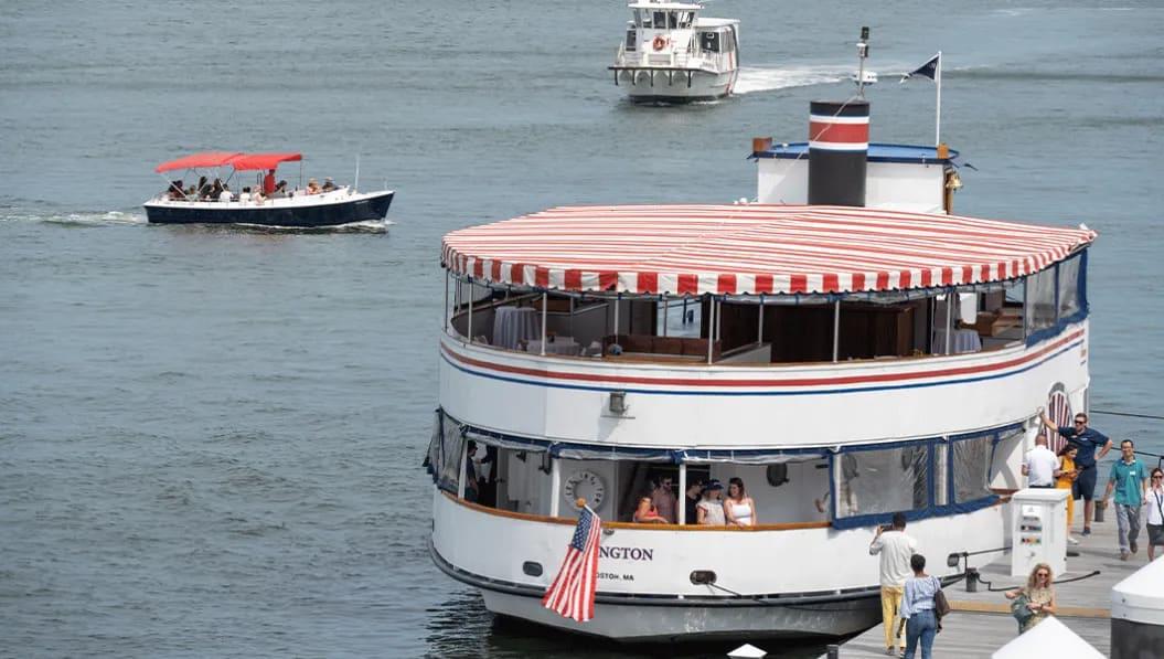 Boston-Boat-Cruise1.jpg