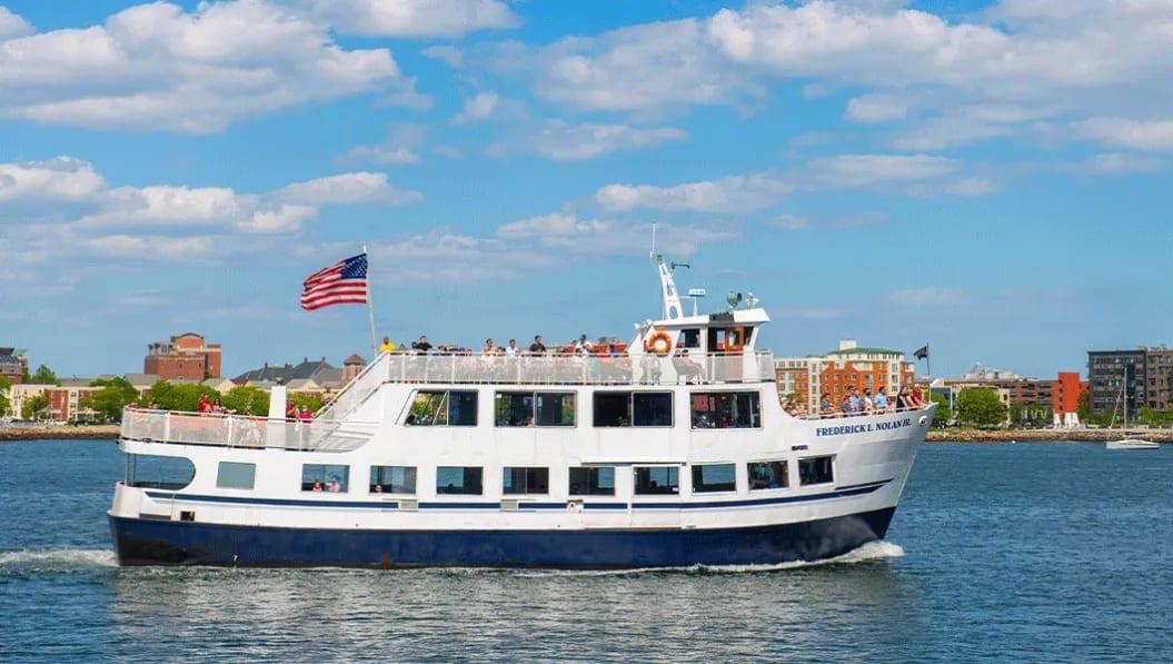 Boston-Boat-Cruise.jpg