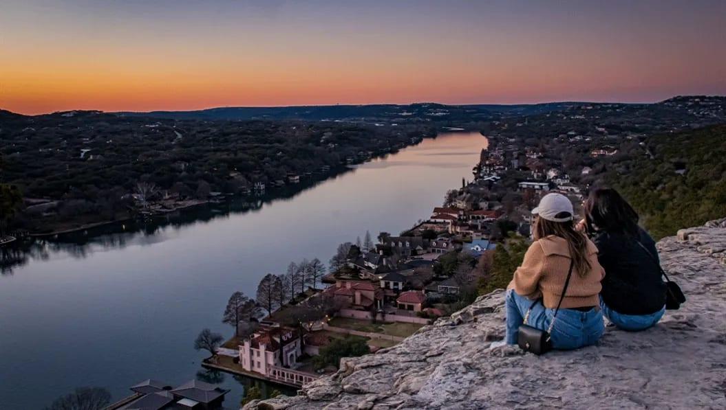Mount-Bonnell-Austin.jpg