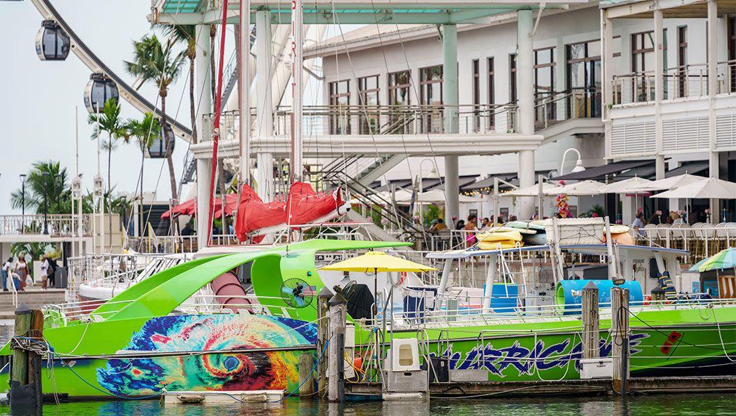 Scene-at-Bayside-Marketplace-Miami.jpg