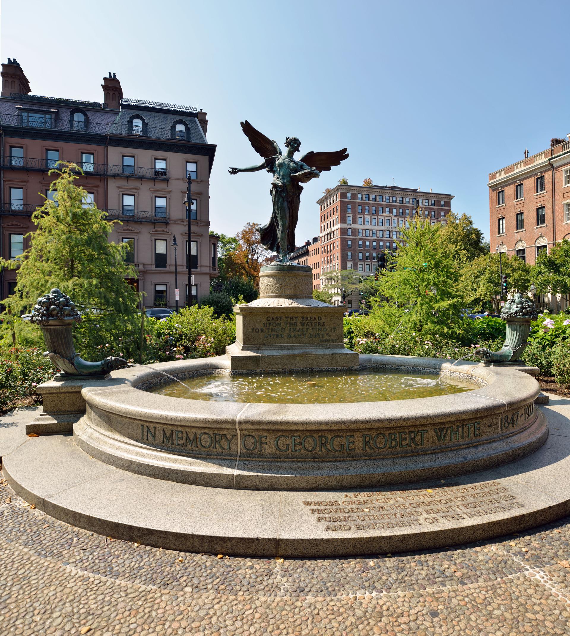 G-Robert-Fountain.jpg