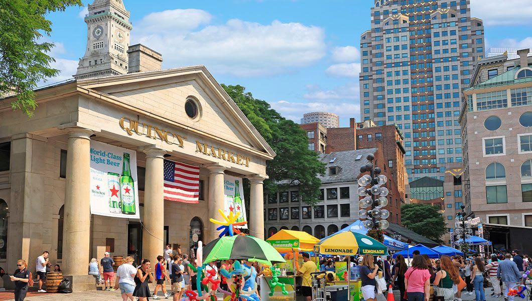 Boston-US-Quincy-Market.jpg
