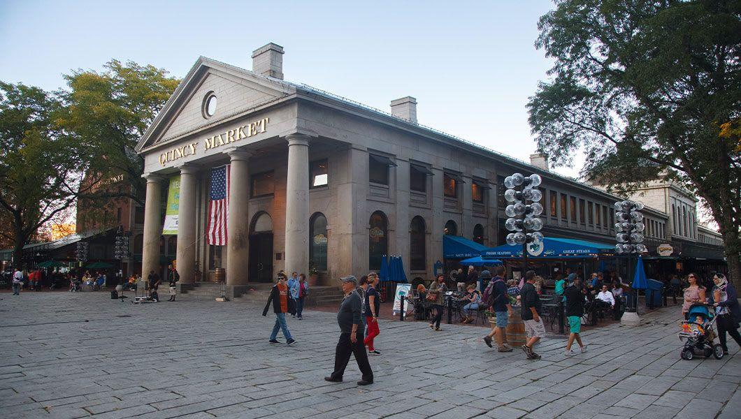 Quincy-Market-US-Boston.jpg