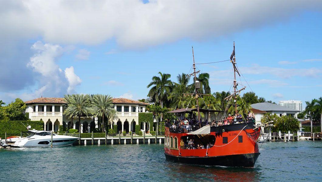 Miami-Aqua-Tours-Boat-Cruise-US.jpg