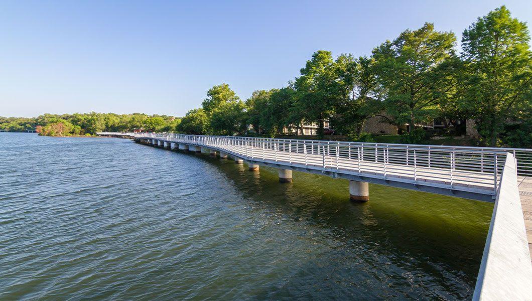 Lady Bird Lake Boardwalk photo 5