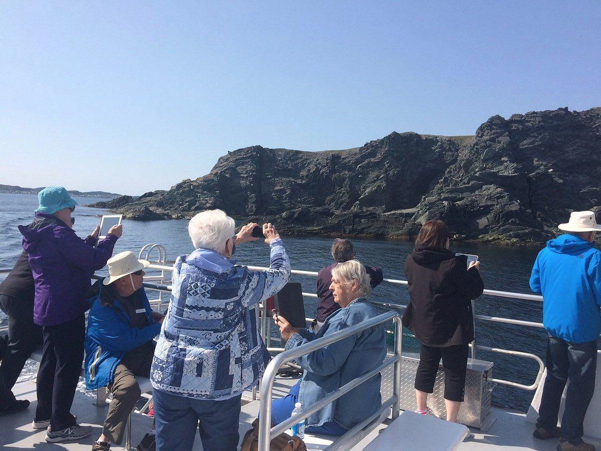 guests-on-a-recent-boat.jpg