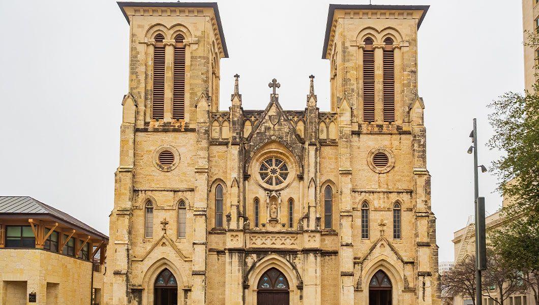 San-Fernando-Cathedral-Texas.jpg