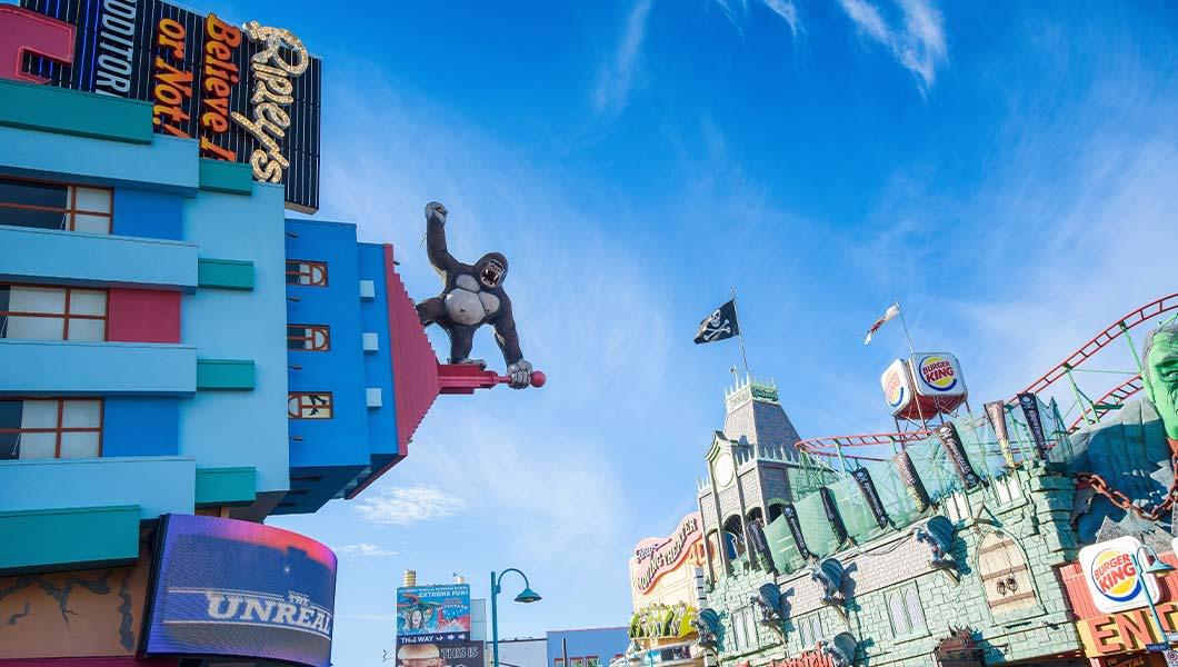 clifton-hill-attractions.jpg