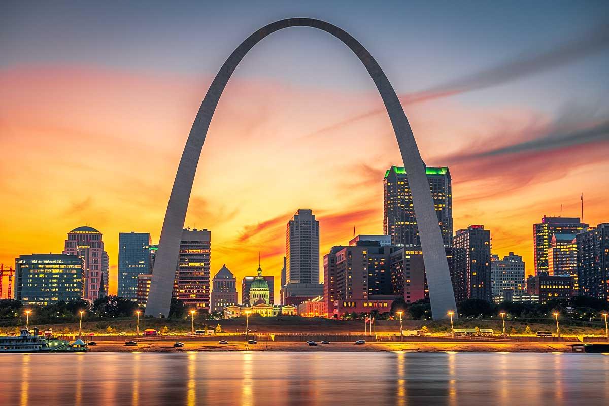 Skyline St Louis.jpg