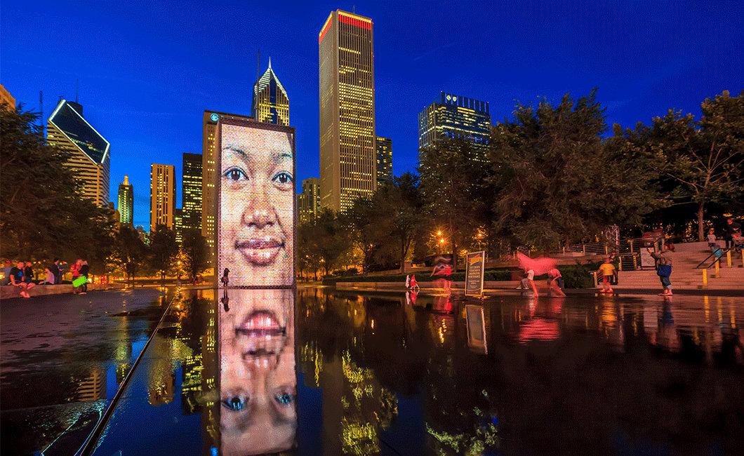 Crown Fountain Chicago at Night.jpg