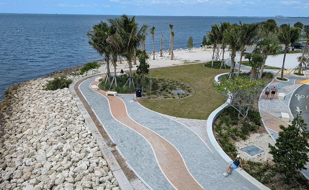 Rickenbacker Causeway Miami.jpg