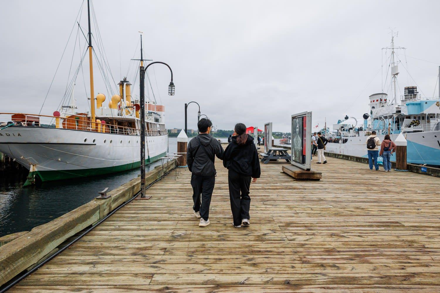 Halifax Waterfront Walking Tour with Ferry