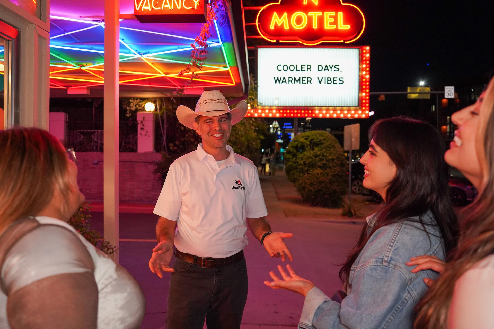 Photo 2 de South Congress Avenue