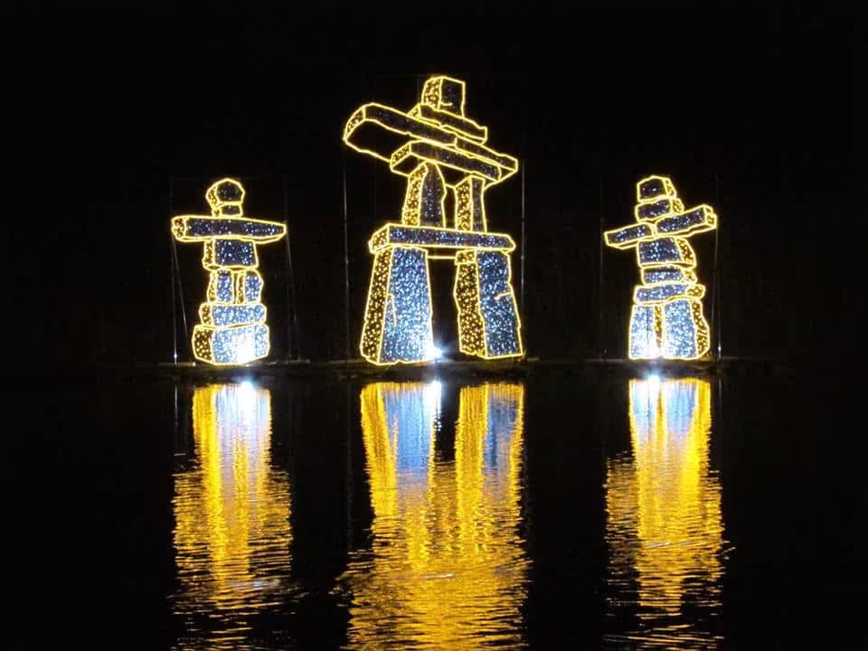 Winter Festival of Lights Walking Tour image 2