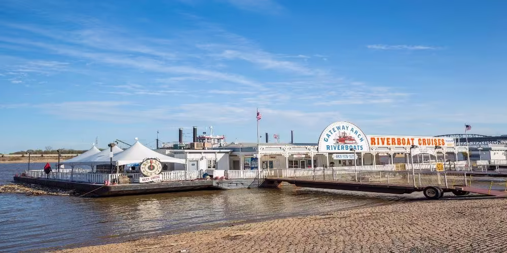 Best of St. Louis Small Group Tour W/ St. Louis Arch and River Cruise.jpg