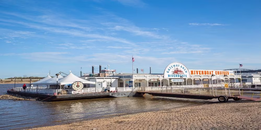 Best of St. Louis Small Group Tour W/ St. Louis Arch and River Cruise.jpg