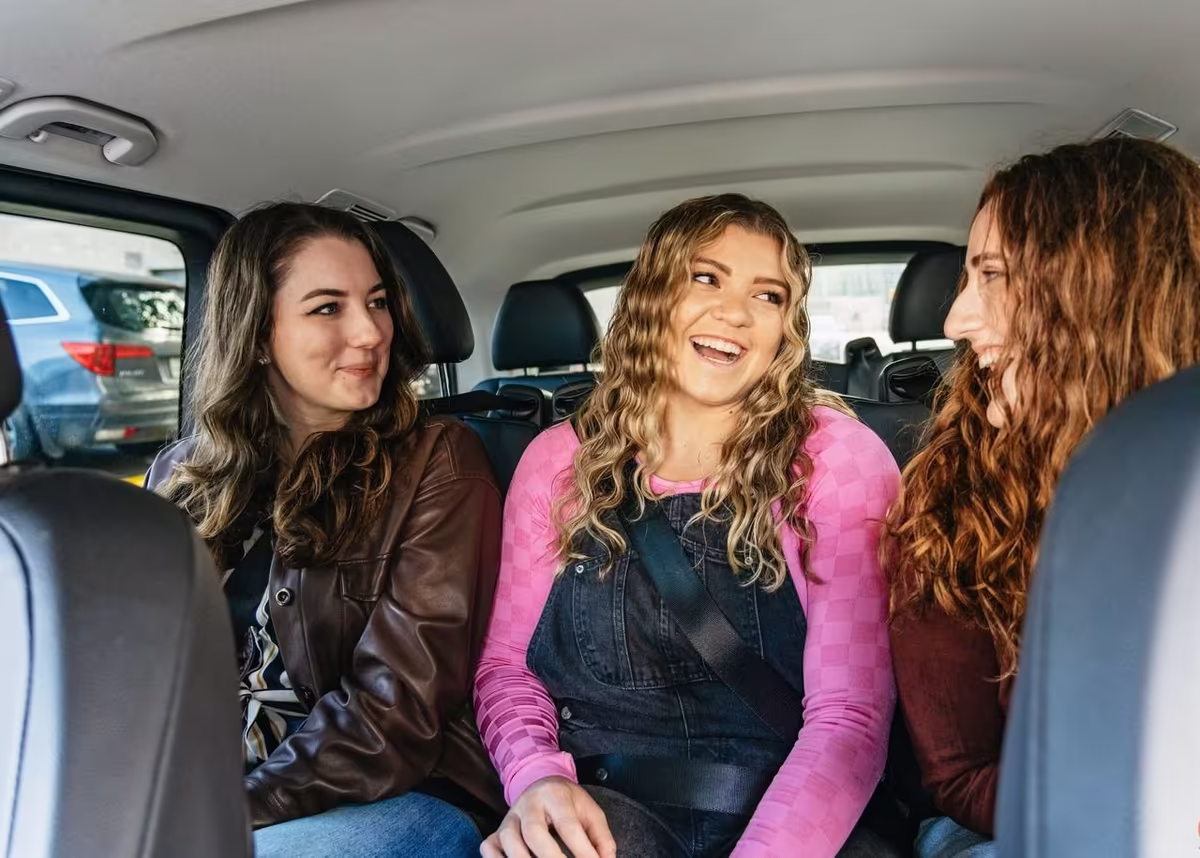 Tourists enjoying Best of Seattle Small Group Tour.jpg