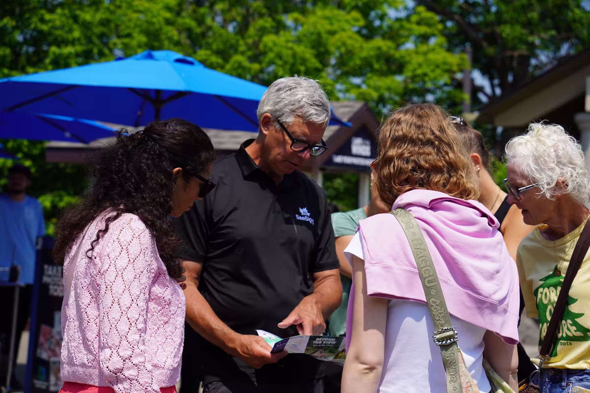 Ultimate Niagara Falls USA Tour + Live on Air - Niagara Falls Balloon Ride image 3