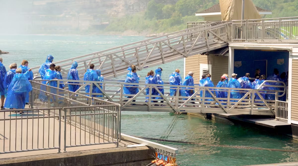 Tourist on Private Niagara Tour.jpg