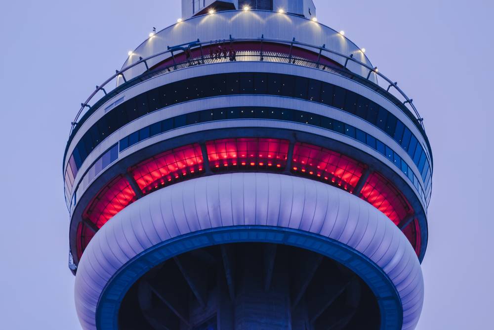 https://res.cloudinary.com/see-sight-tours/image/upload/v1581436470/cn-tower-night.jpg