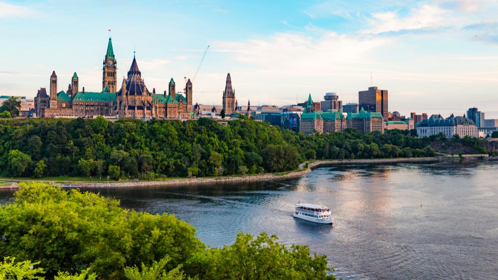 Locally Guided Ottawa Tours