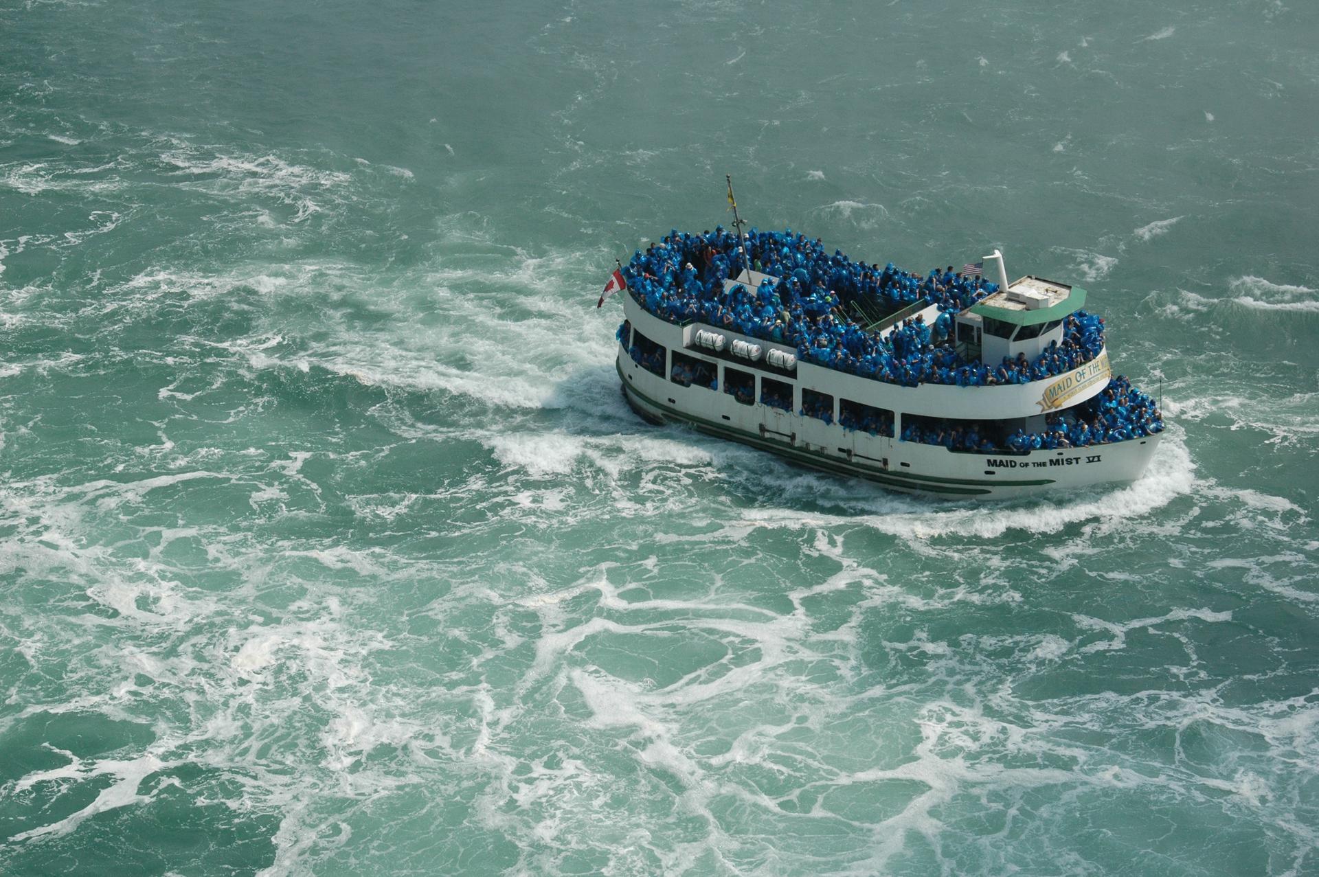 Small Group Niagara Falls Tours USA