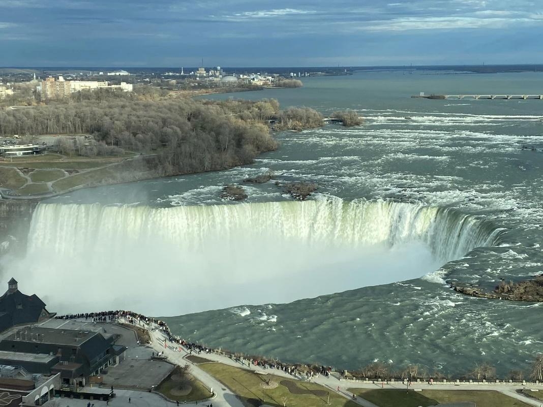 Is-Niagara-Falls-Man-Made-or-Natural