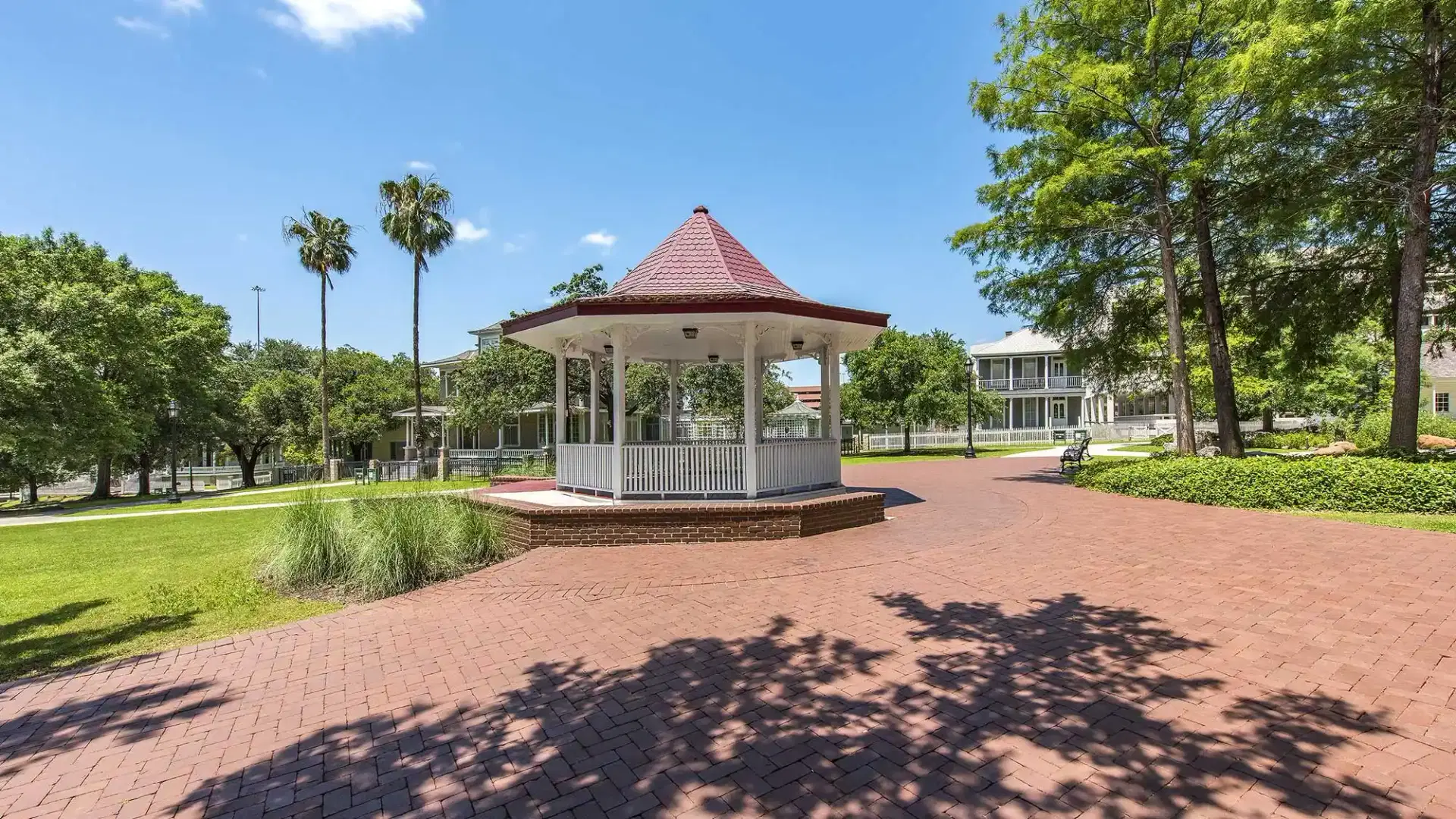 Sam Houston Park.jpg