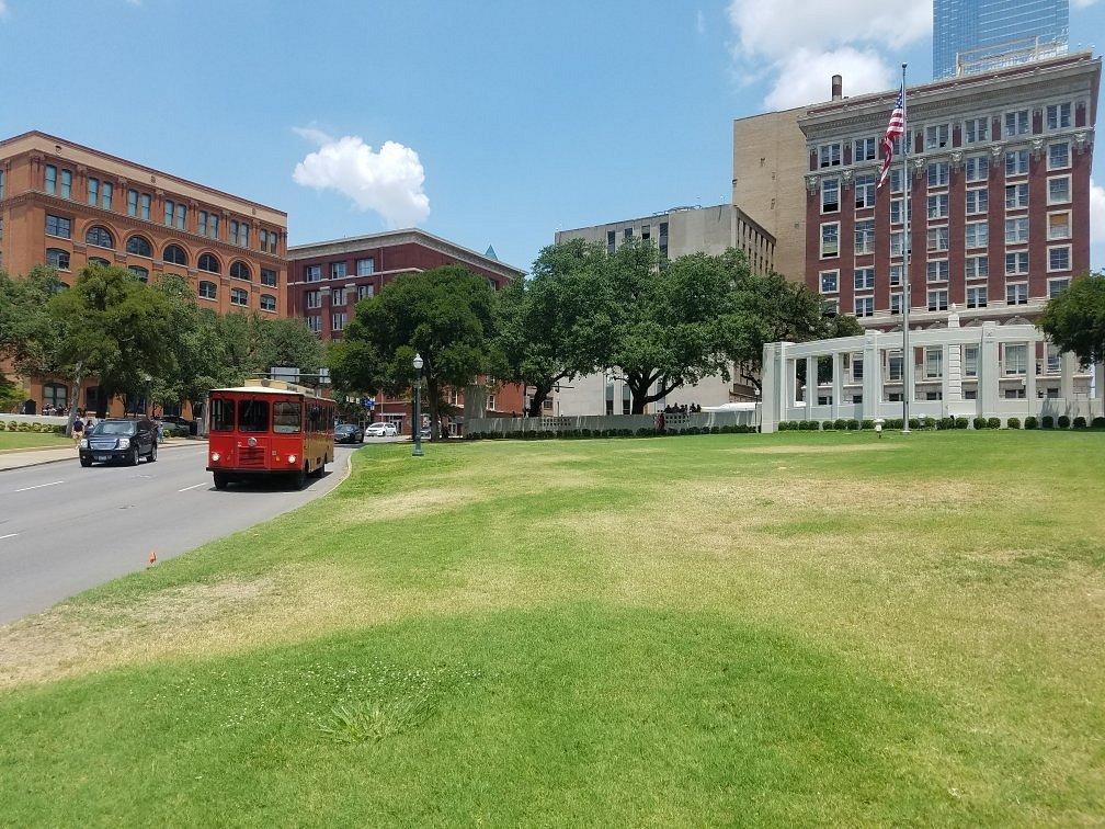 The Grassy Knoll in Dallas.jpg