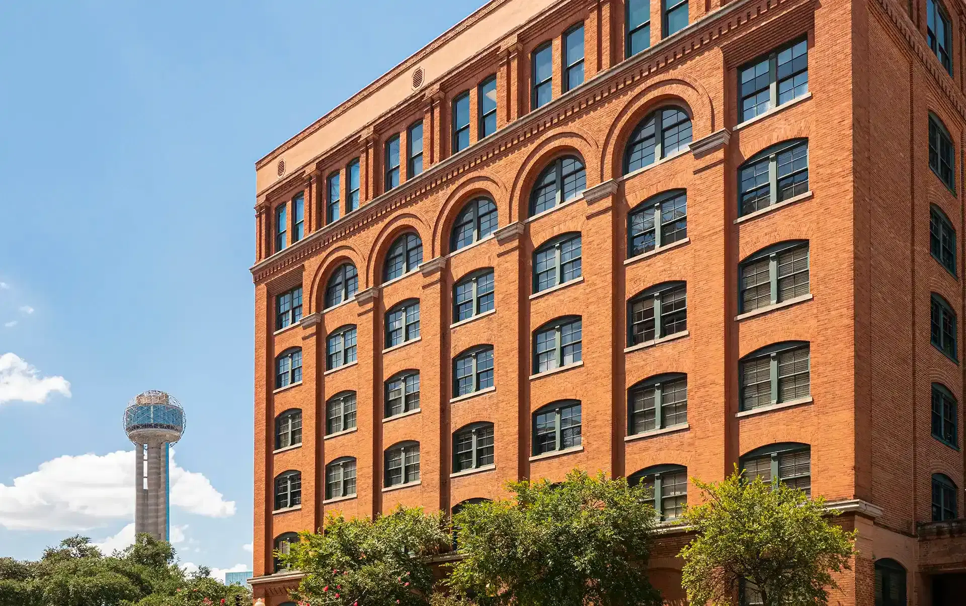 The Sixth Floor Museum at Dealey Plaza.jpg