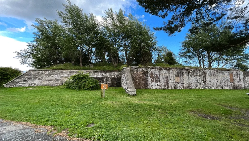 https://res.cloudinary.com/see-sight-tours/image/upload/v1738904360/strapi/Point_Pleasant_Park_Halifax22_1f0039bdb4.webp