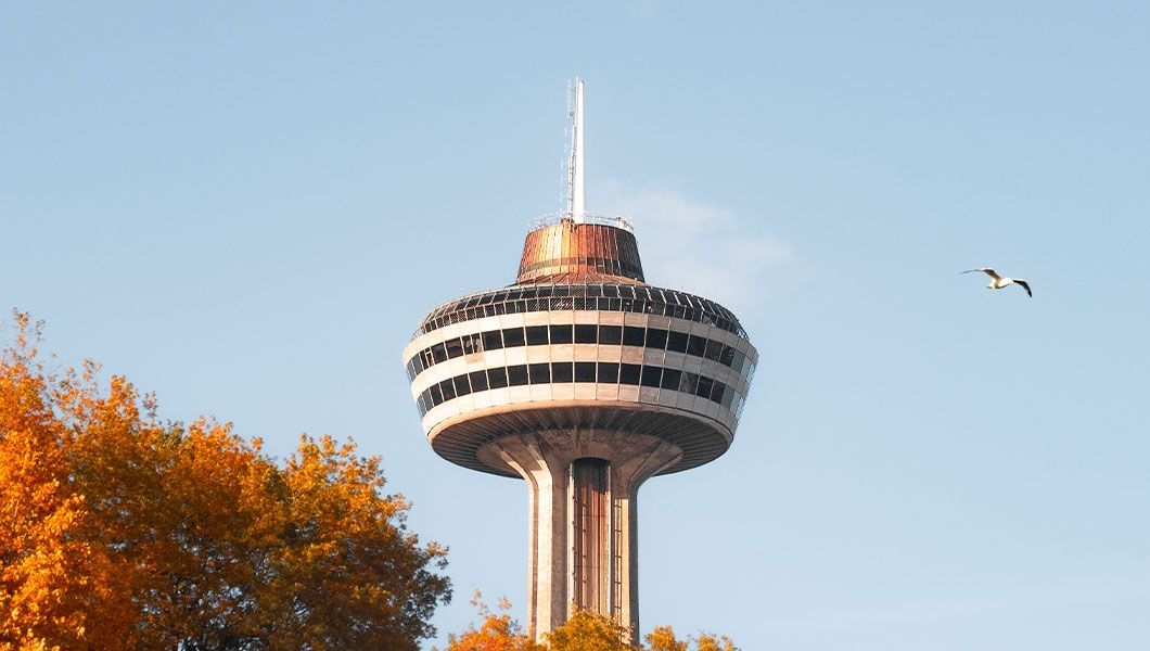 https://res.cloudinary.com/see-sight-tours/image/upload/v1744808137/strapi/Skylon_Tower_Niagara_Falls_Canada_45c036dda5.jpg