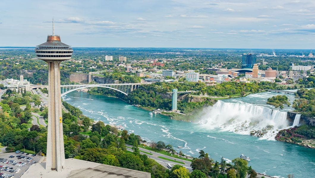 https://res.cloudinary.com/see-sight-tours/image/upload/v1744808137/strapi/Skylon_Tower_Niagara_Falls_Ontario_2d1987eb99.jpg