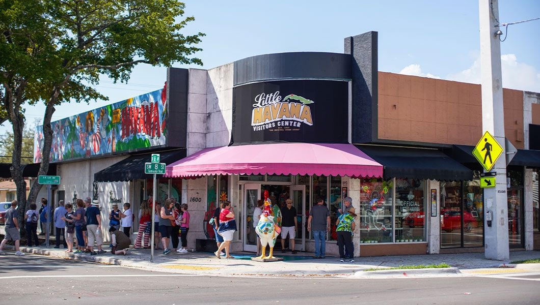 https://res.cloudinary.com/see-sight-tours/image/upload/v1744950625/strapi/Little_Havana_Visitors_Center_Miami_Calle_Ocho_8th_street_8c47f51a53.jpg
